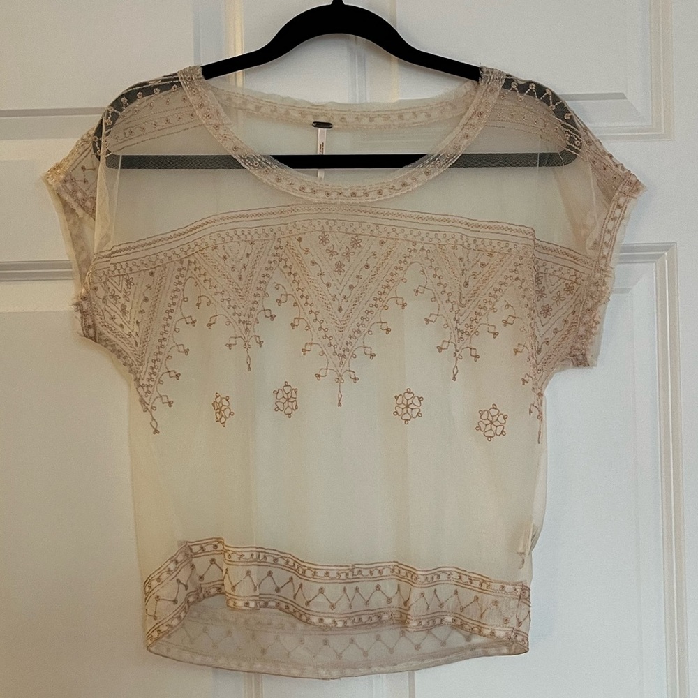 Free People Short Sleeve Embroidered Tan Top Sz M